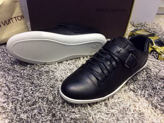 LV Fashion Casual Shoes Men--025